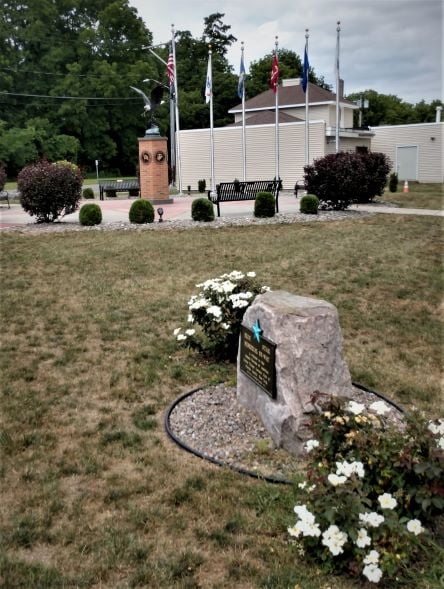 Veteran Memorial-Memorial Bricks